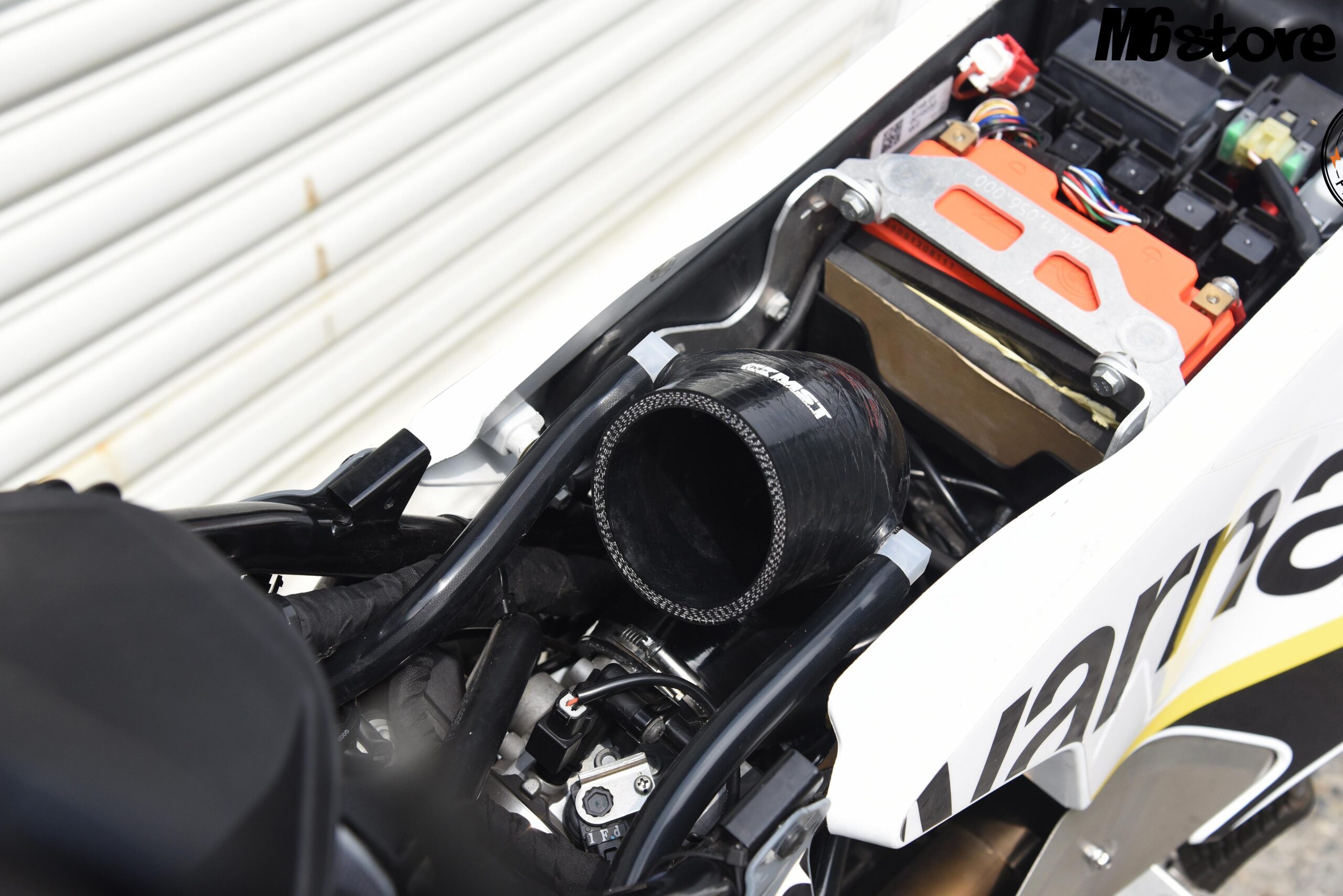 KTM01_6 KTM01_6